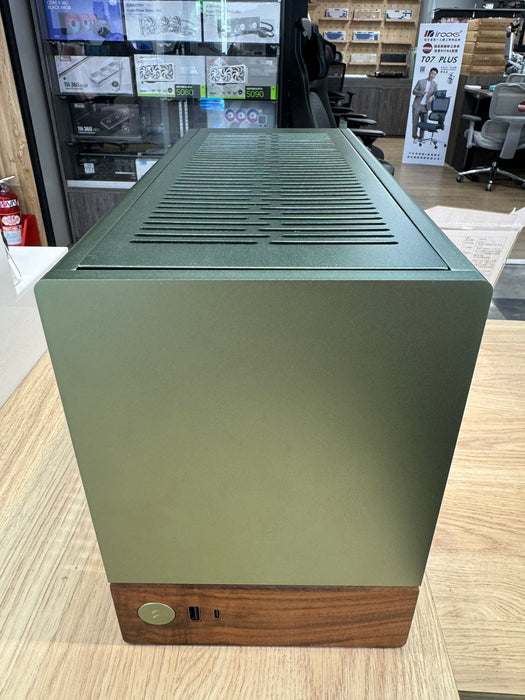 【展示福利品 - 台中門市】Fractal Terra