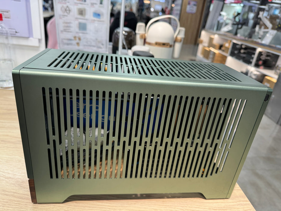 【展示福利品 - 台中門市】Fractal Terra