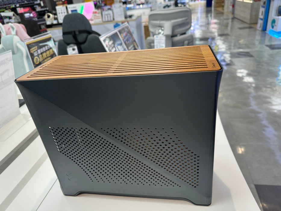【展示福利品 - 台中門市】Fractal Era 2 - Fin Shop